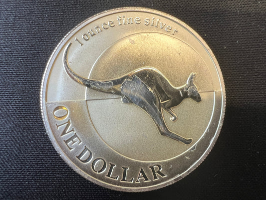 Australia 2004 1 Ounce of Fine Silver 1 Dollar Coin