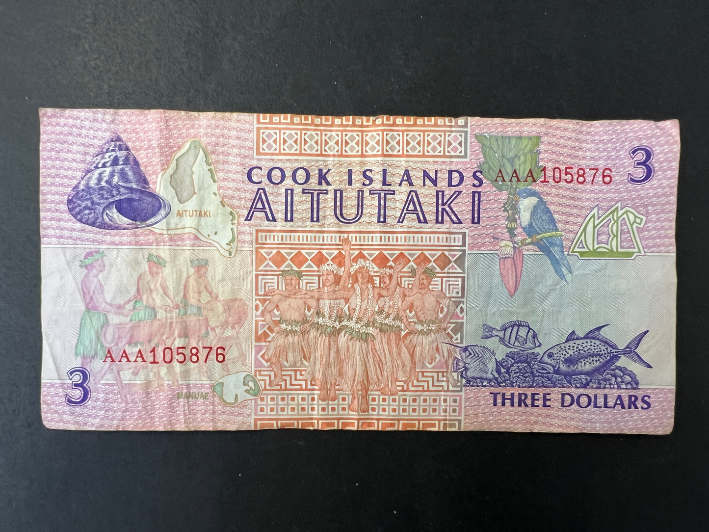 Cook Islands 2 x Very Collectable $3 Banknotes and a $1 Coin