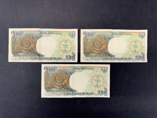 3 x 500 Indonesia Rupiah Banknotes with Consecutive Serial Numbers (issued 1992-1999)